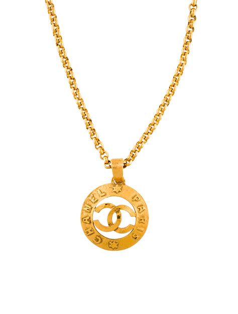 pendentif chanel|authentic chanel pendant necklace.